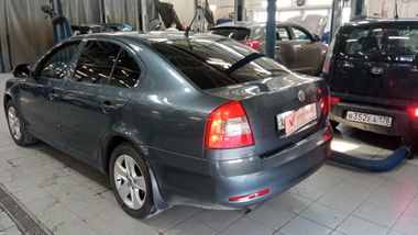 Skoda Octavia 2013 года, 274 000 км - вид 4