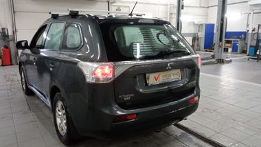 Mitsubishi Outlander 2014 года, 204 142 км - вид 4