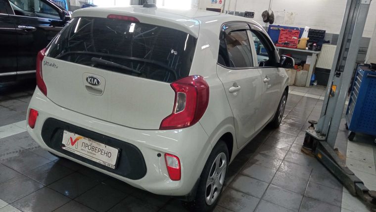 Kia Picanto 2017 года, 139 225 км - вид 3