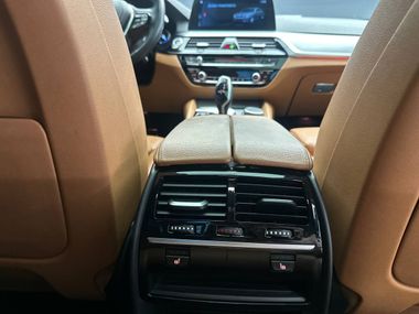 BMW 5 серия 2017 года, 145 862 км - вид 16