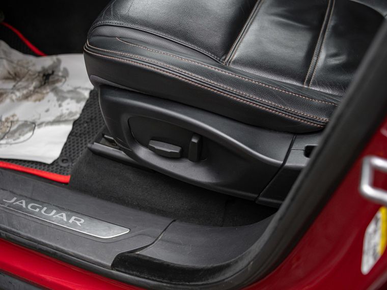 Jaguar F-Pace 2018 года, 186 363 км - вид 12