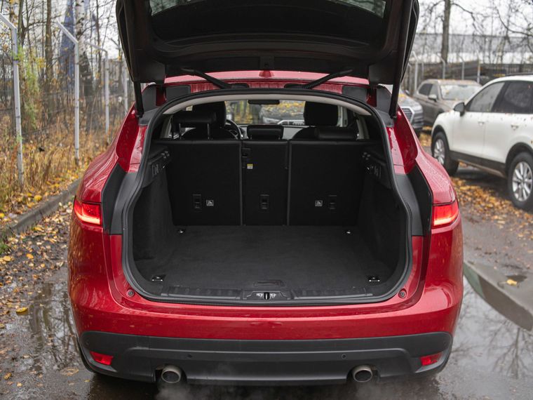 Jaguar F-Pace 2018 года, 186 363 км - вид 16