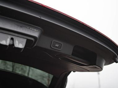 Jaguar F-Pace 2018 года, 186 363 км - вид 17