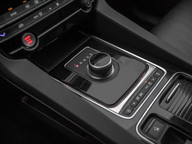 Jaguar F-Pace 2018 года, 186 363 км - вид 11