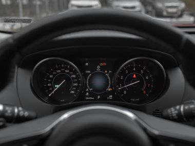 Jaguar F-Pace 2018 года, 186 363 км - вид 5