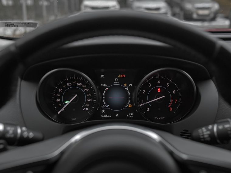 Jaguar F-Pace 2018 года, 186 363 км - вид 5