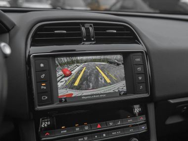 Jaguar F-Pace 2018 года, 186 363 км - вид 10