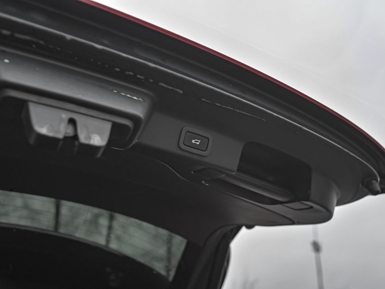 Jaguar F-Pace 2018 года, 186 363 км - вид 18