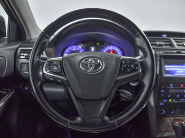 Toyota Camry 2015 года, 238 284 км - вид 9