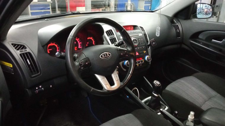 KIA Ceed 2012 года, 111 612 км - вид 5 KIA Ceed 2012 года, 111 612 км - вид 5