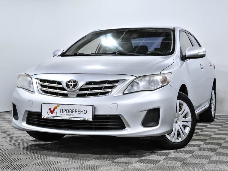 Тайота каролла 2012 в югорске. Toyota Corolla 2012 at. Тойота Королла серебристого цвета 2012 года. Тойота Королла 2012 АТ фото.