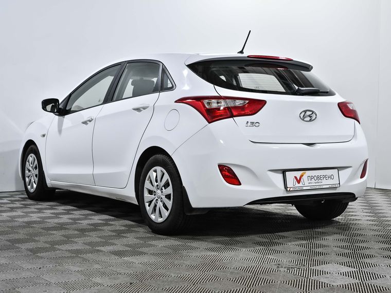 Hyundai i30 2015 года, 175 000 км - вид 8