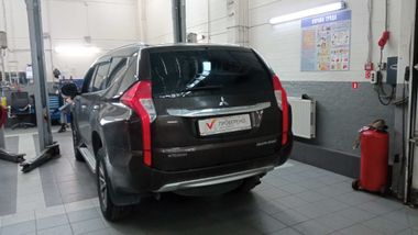 Mitsubishi Pajero Sport 2019 года, 70 579 км - вид 4