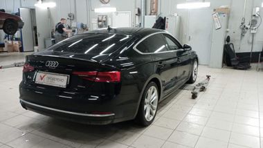 Audi A5 2017 года, 101 771 км - вид 3