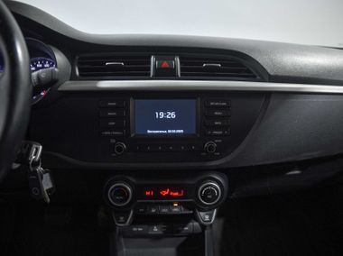 KIA Rio 2018 года, 169 978 км - вид 12