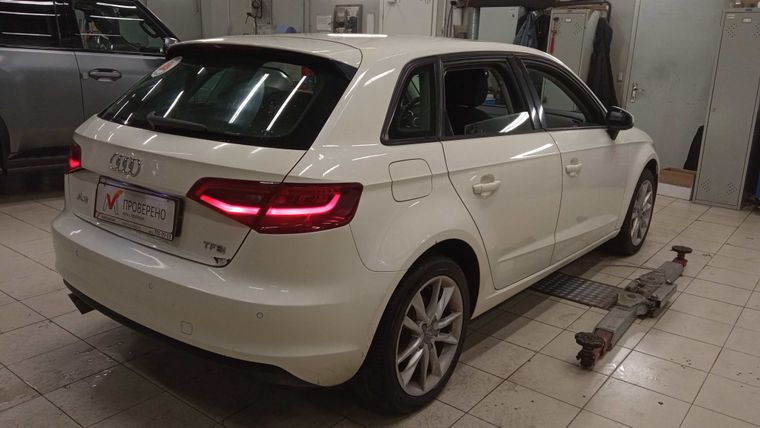 Audi A3 2013 года, 232 000 км - вид 3