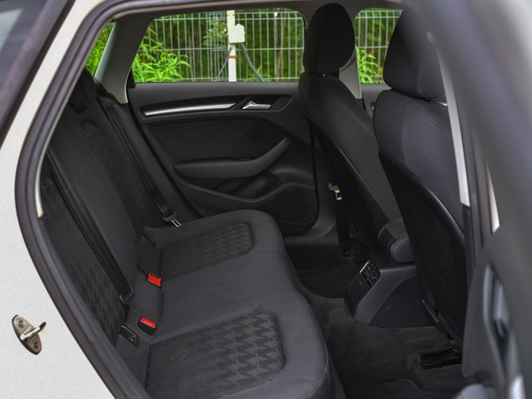 Audi A3 2013 года, 232 000 км - вид 10