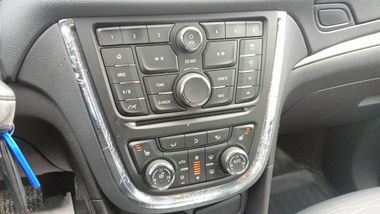 Opel Mokka 2015 года, 97 319 км - вид 11