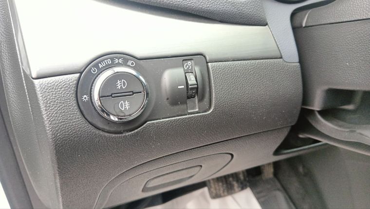 Opel Mokka 2015 года, 97 319 км - вид 13