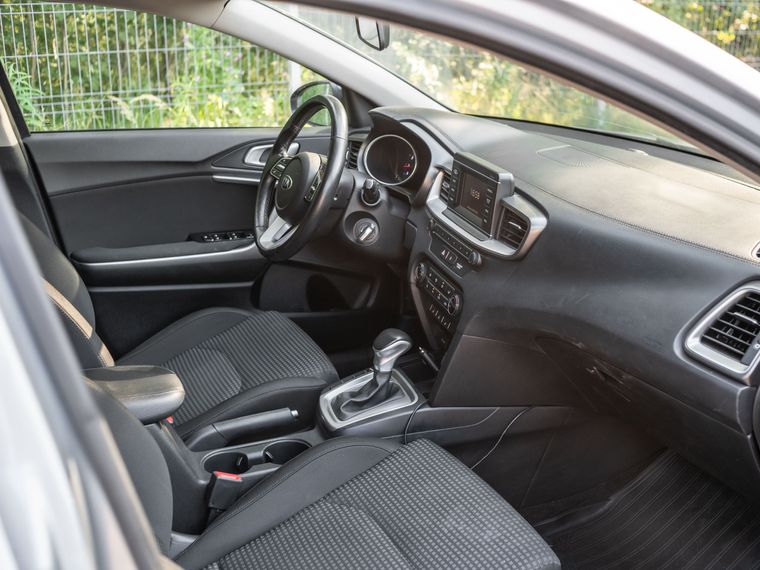 Kia Ceed 2020 года, 126 909 км - вид 12
