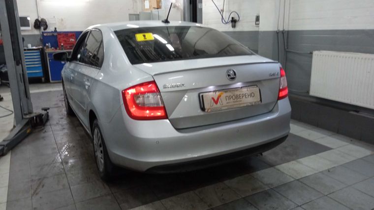 Skoda Rapid 2016 года, 134 490 км - вид 4