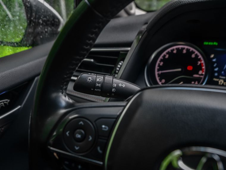 Toyota Camry 2018 года, 100 208 км - вид 6