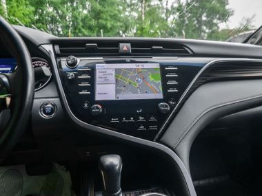 Toyota Camry 2018 года, 100 208 км - вид 9
