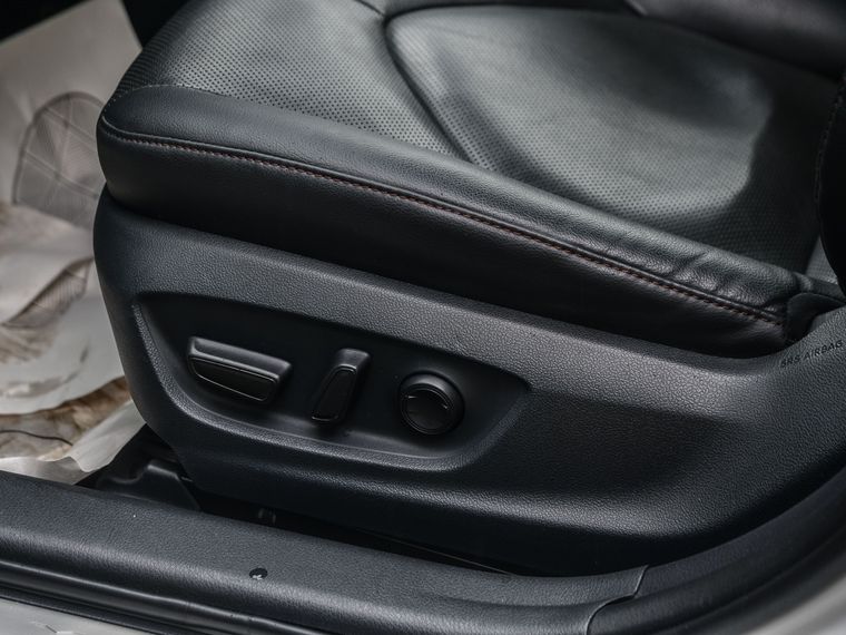Toyota Camry 2018 года, 100 208 км - вид 15