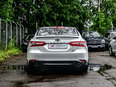 Toyota Camry 2018 года, 100 208 км - вид 4