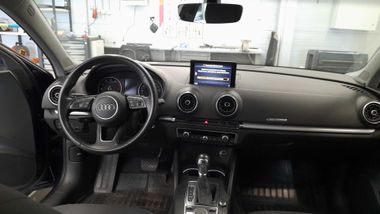 Audi A3 2020 года, 58 000 км - вид 5