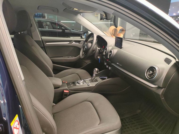 Audi A3 2020 года, 58 000 км - вид 13