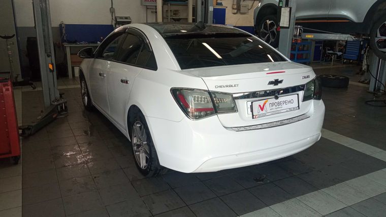 Chevrolet Cruze 2014 года, 148 407 км - вид 4