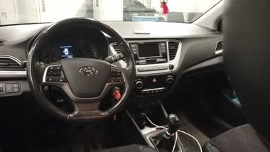 Hyundai Solaris 2019 года, 77 605 км - вид 5