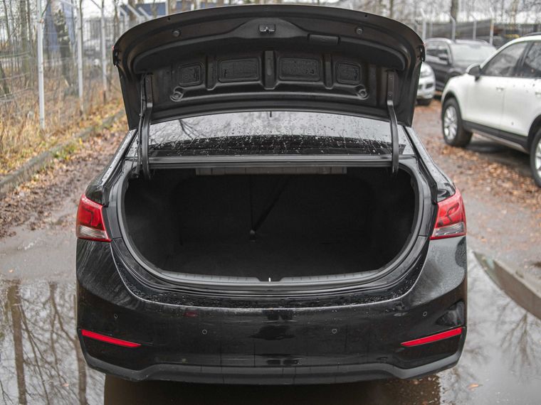 Hyundai Solaris 2019 года, 77 605 км - вид 13