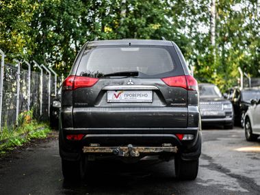 Mitsubishi Pajero Sport 2014 года, 265 000 км - вид 4