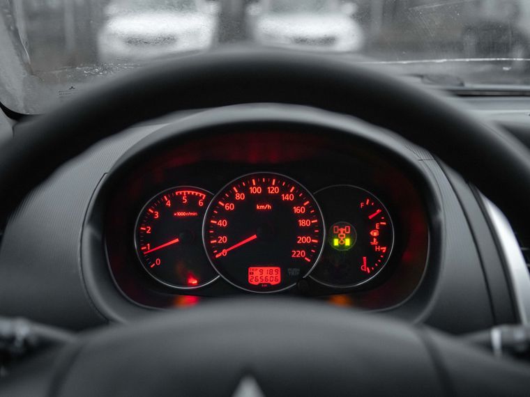 Mitsubishi Pajero Sport 2014 года, 265 000 км - вид 5