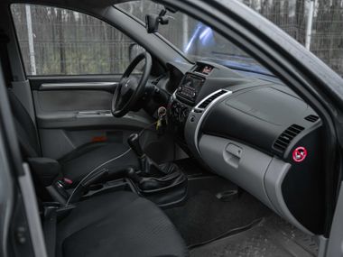 Mitsubishi Pajero Sport 2014 года, 265 000 км - вид 11