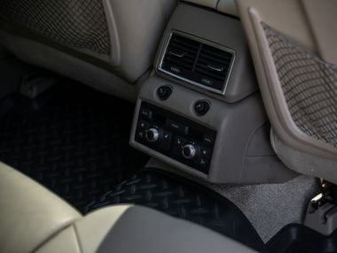 Audi Q7 2007 года, 261 035 км - вид 19