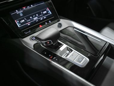 Audi Q6 2024 года, 1 500 км - вид 18