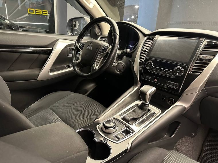 Mitsubishi Pajero Sport 2020 года, 95 748 км - вид 9