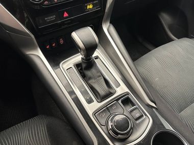 Mitsubishi Pajero Sport 2020 года, 95 748 км - вид 18