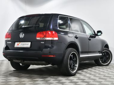 Volkswagen Touareg 2006 года, 328 000 км - вид 4