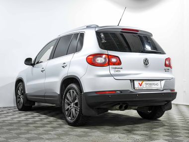 Volkswagen Tiguan 2010 года, 181 255 км - вид 7