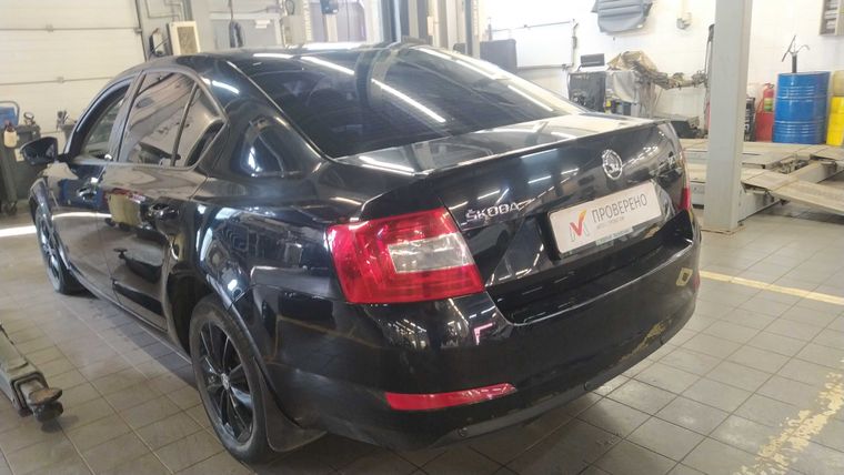 Skoda Octavia 2014 года, 142 399 км - вид 4