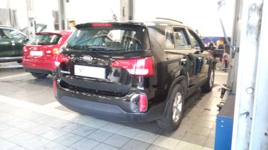 KIA Sorento 2015 года, 131 999 км - вид 3