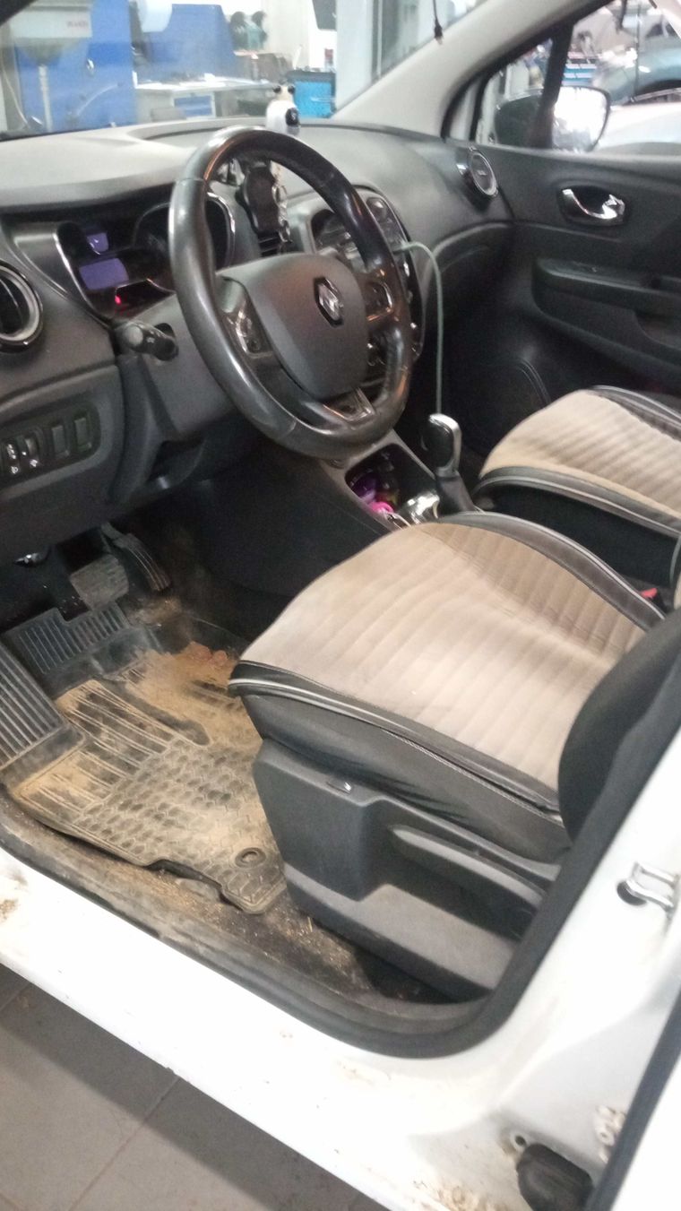 Renault Kaptur 2017 года, 89 368 км - вид 5