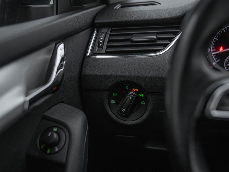 Skoda Octavia 2016 года, 176 153 км - вид 10