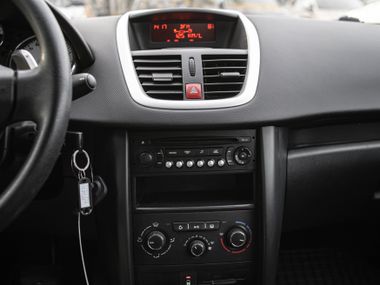 Peugeot 207 2010 года, 101 000 км - вид 7