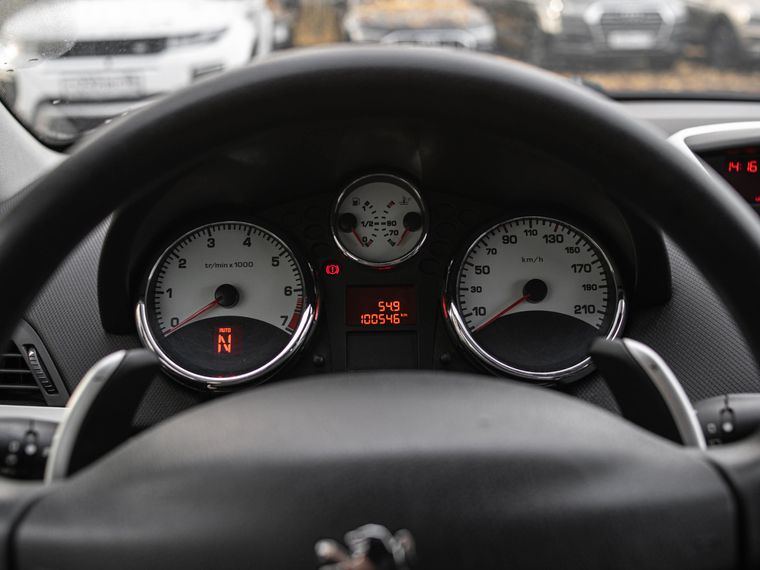 Peugeot 207 2010 года, 101 000 км - вид 5