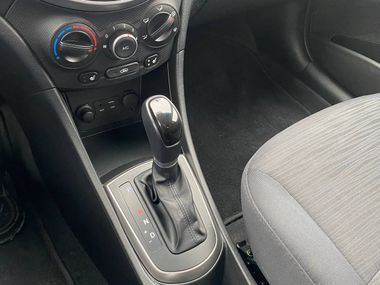 Hyundai Solaris 2015 года, 72 220 км - вид 7